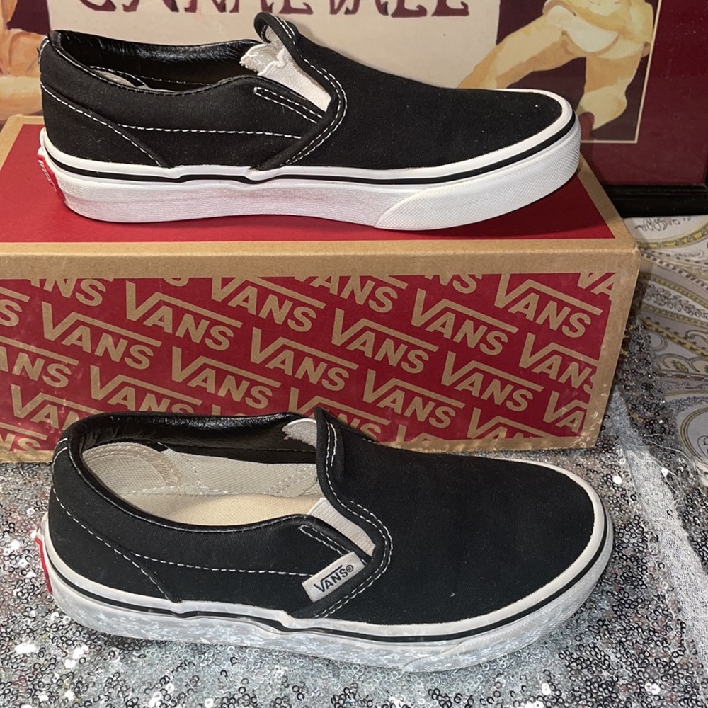 Classic Vans Black, kids size 1.0